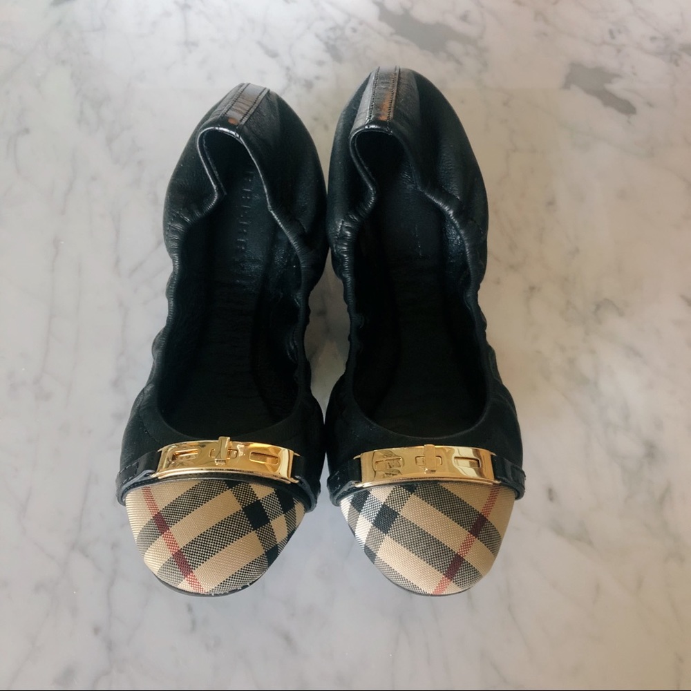 Burberry Horseferry Ballet Flats